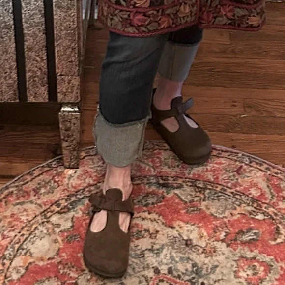 RARE!! Birkenstock DARK BROWN suede “PARIS” Women's Mary Jane’s sz 38 - Picture 4 of 12